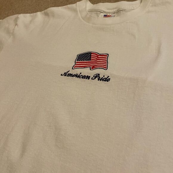 “American Pride” embroidered tee - Picture 2 of 8